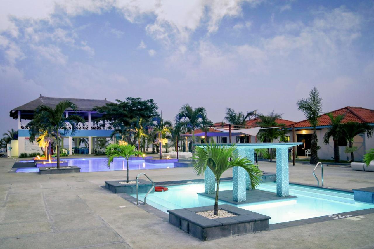 Djembe Beach Resort Kololi Exterior foto